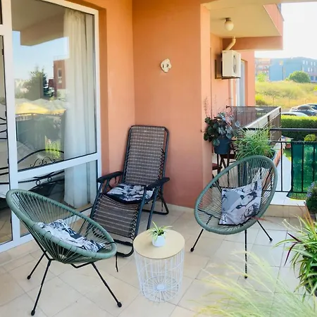 By The Sea With Pool Apartamento Sozopol